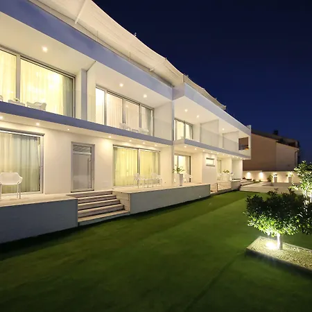 ベッド・アンド・ブレックファスト Demar & Dependance