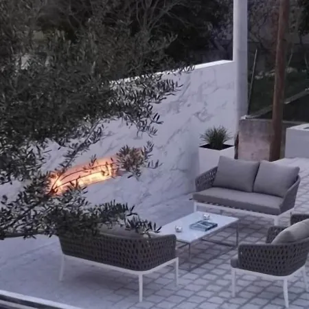 ベッド・アンド・ブレックファスト Demar & Dependance 4*