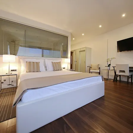 Demar & Dependance 4*