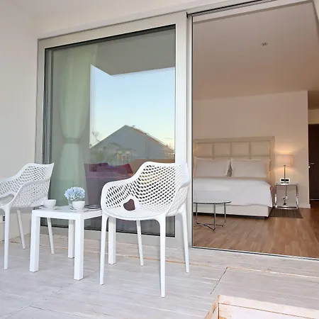 ベッド・アンド・ブレックファスト Demar & Dependance ザダル