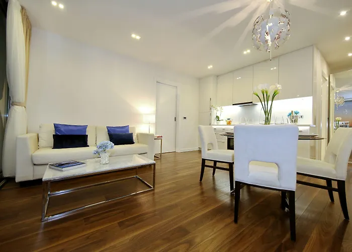 Demar & Dependance Bed and Breakfast 4*