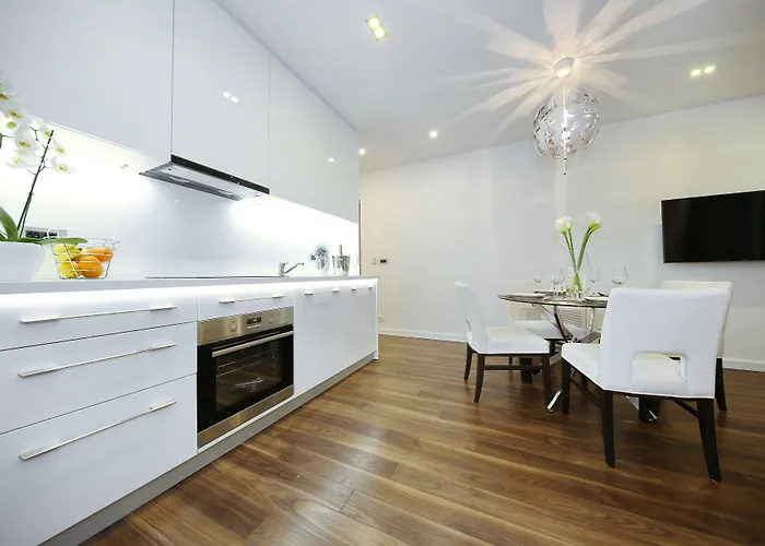 Demar & Dependance Bed and Breakfast 4*