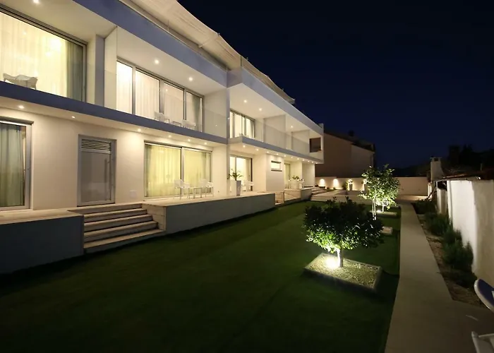 Bed and Breakfast Demar & Dependance 4*