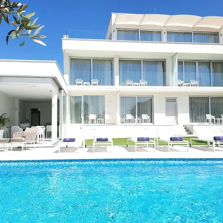 Demar & Dependance לינה וארוחת בוקר 4*