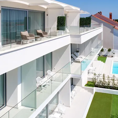 Demar & Dependance Frühstückspension 4*